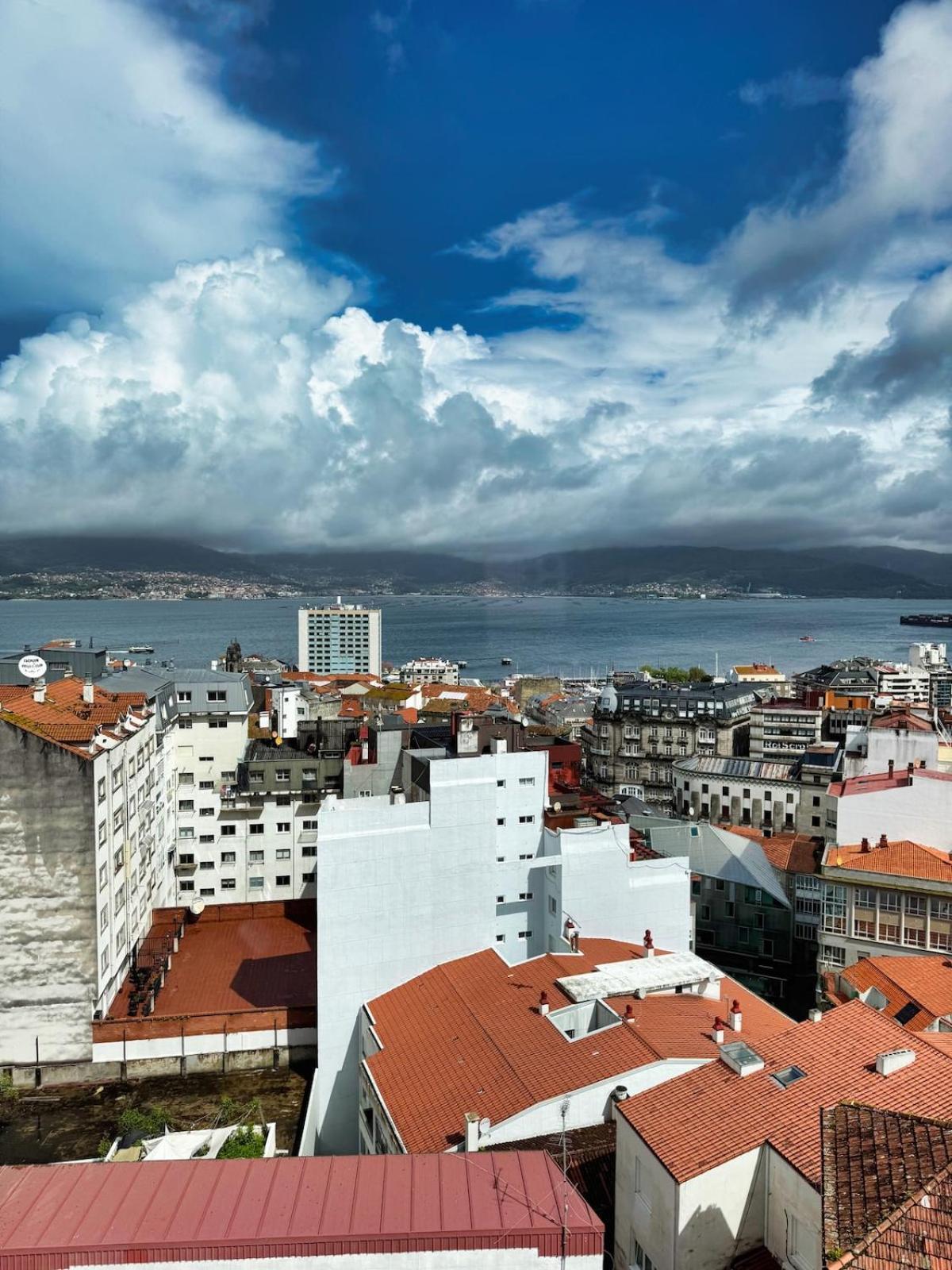 Centro Vistas 180Grados Ria De Vigo - Precioso Apartamento Екстер'єр фото